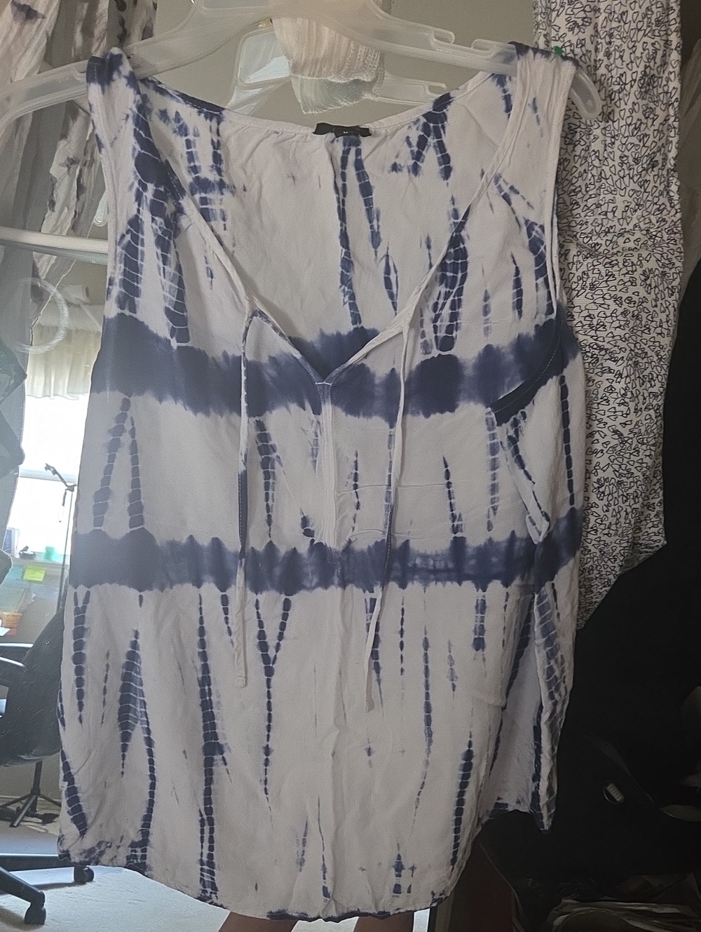 a.n.a White & Navy Tie-Dye V-Neck Tank